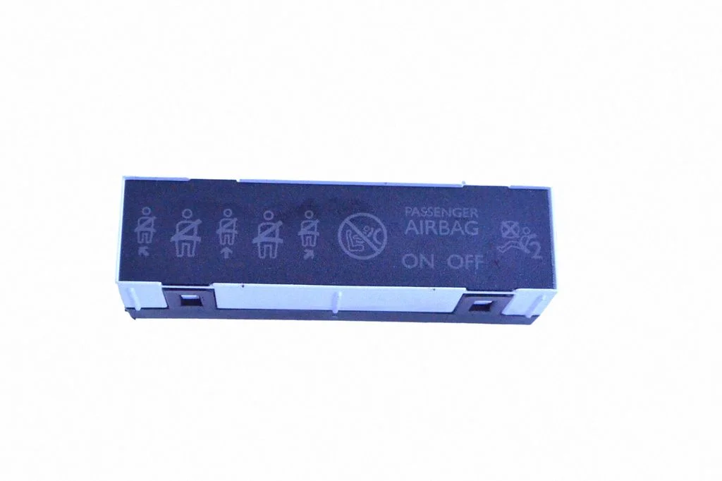Passenger airbag on/off switch – Opel Mokka X (2019-)