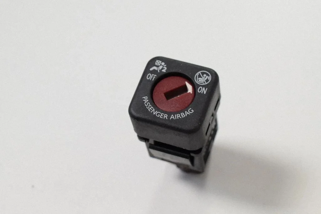 Other switches/knobs/shifts