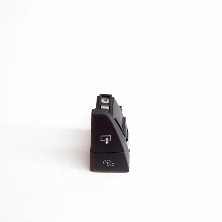 Citi slēdži/rokturi/pārslēdži 4G2927227