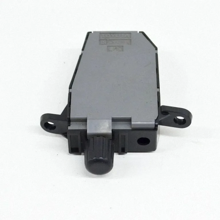 Other switches/knobs/shifts 4451Y88 – Lexus LS UCF20 (1995-2001)