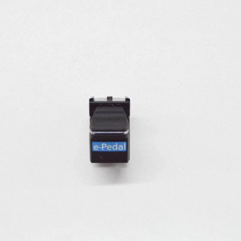 Other switches/knobs/shifts 251945SA0A