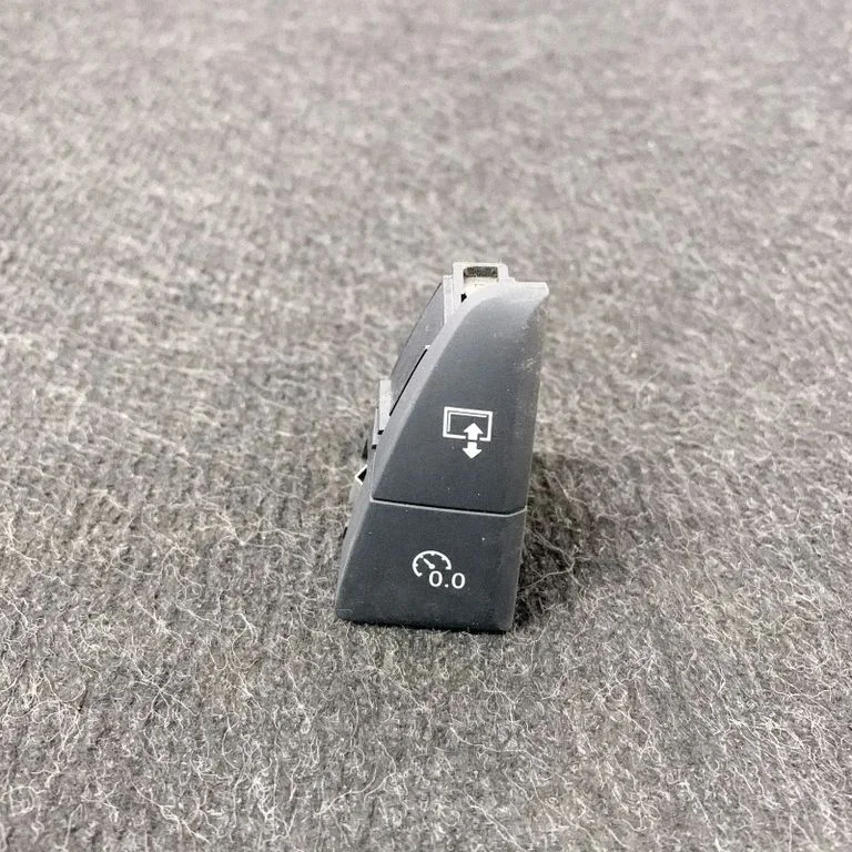 Muud lülitid / nupud / hoovad 4G1927227