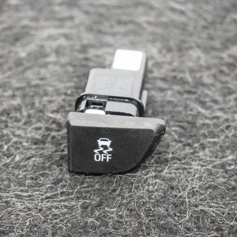 Citi slēdži/rokturi/pārslēdži 4062