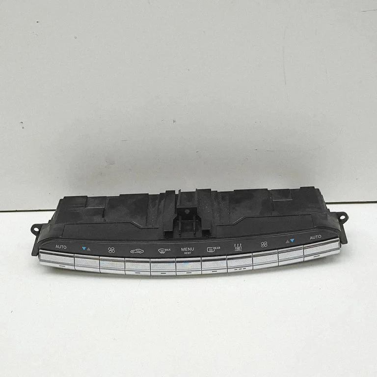 Salongiventilaatori reguleerimise lüliti A2229069001