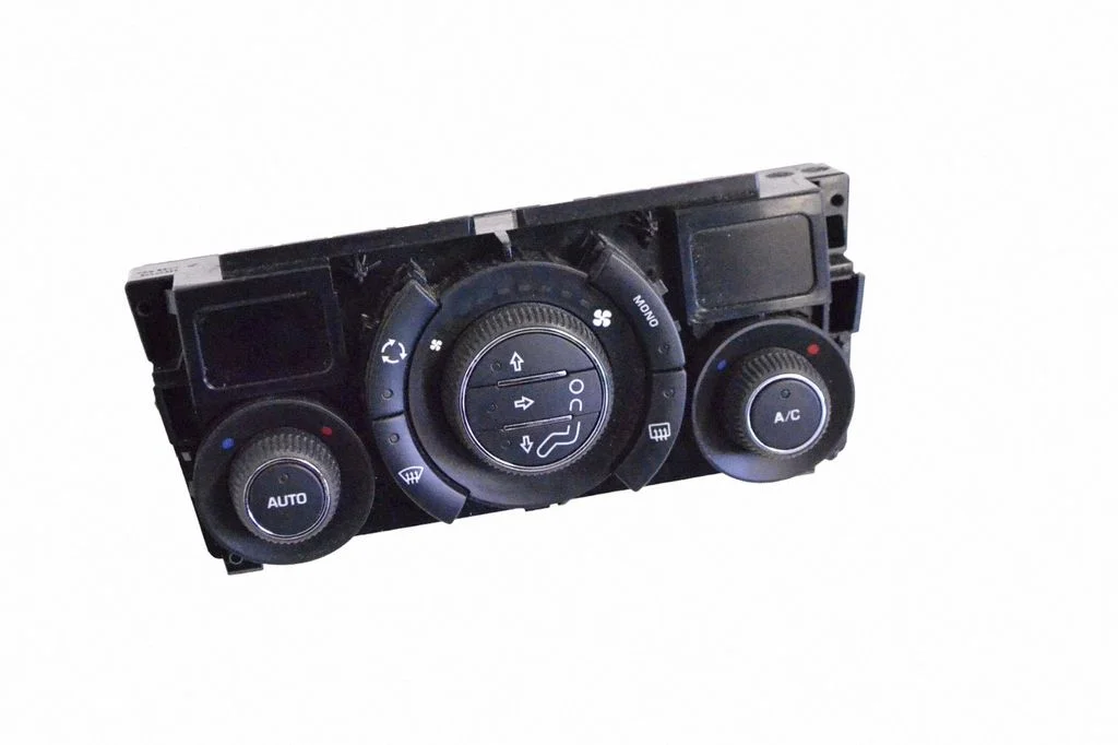 Salona ventilatora regulēšanas slēdzis 96718462XT
