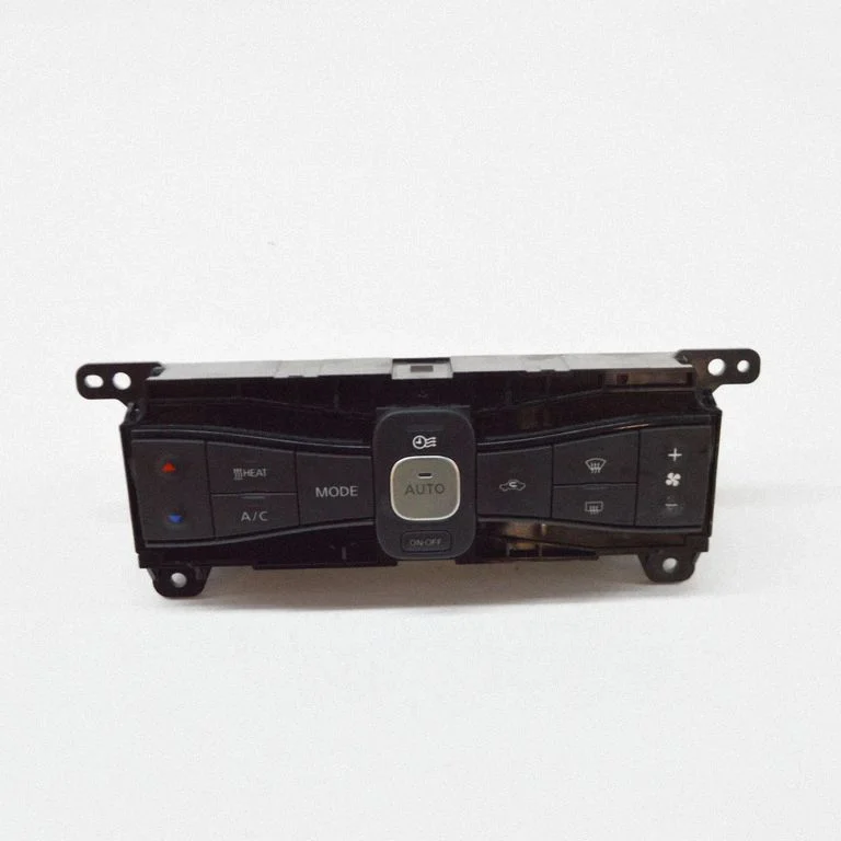 Salona ventilatora regulēšanas slēdzis T60466B