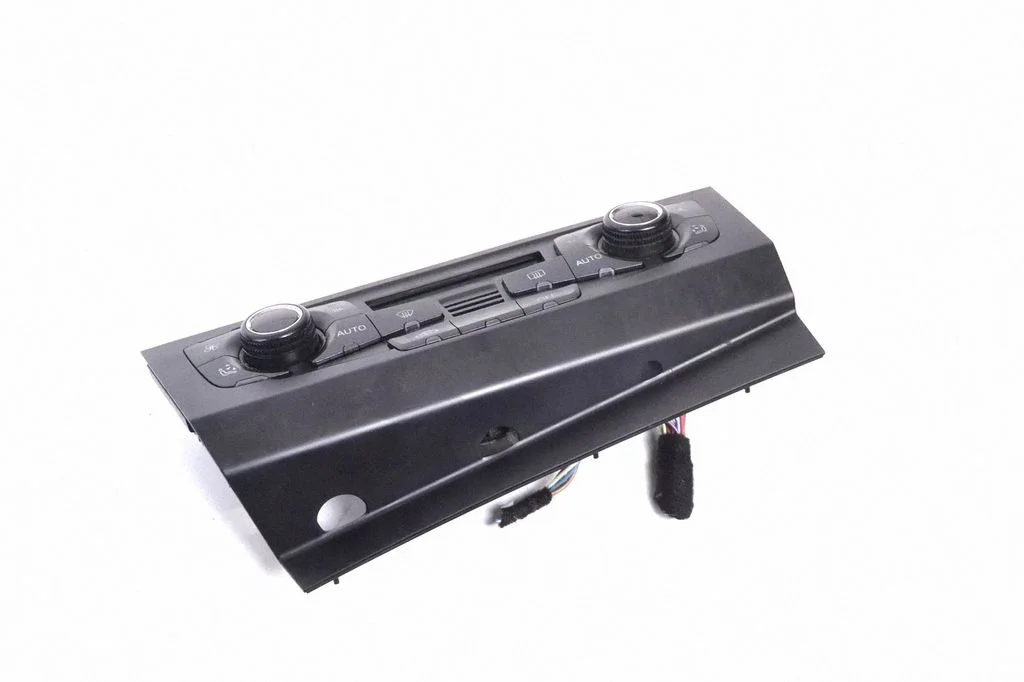 Salongiventilaatori reguleerimise lüliti 8T2820043N