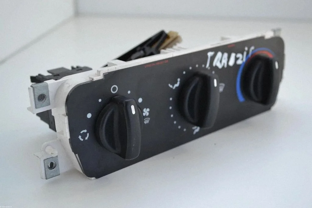 Salongiventilaatori reguleerimise lüliti – Ford Transit - Tourneo Connect (2009-2013)