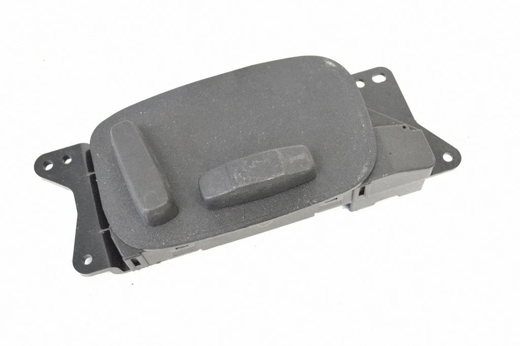 Sēdekļu regulēšanas slēdzis (-ži) GX7314B566BA
