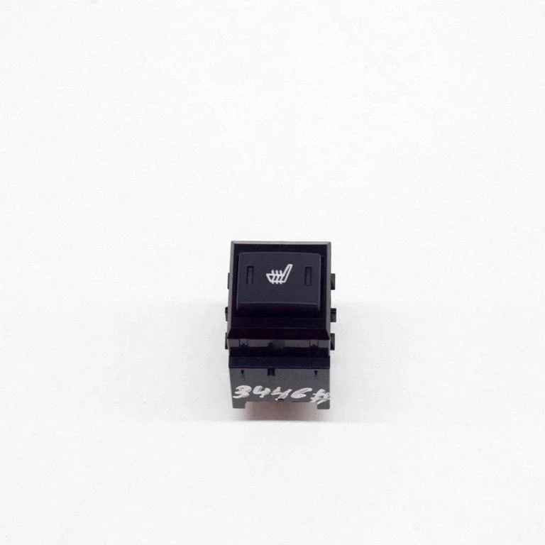 Seat heating switch YUF500120PVJ