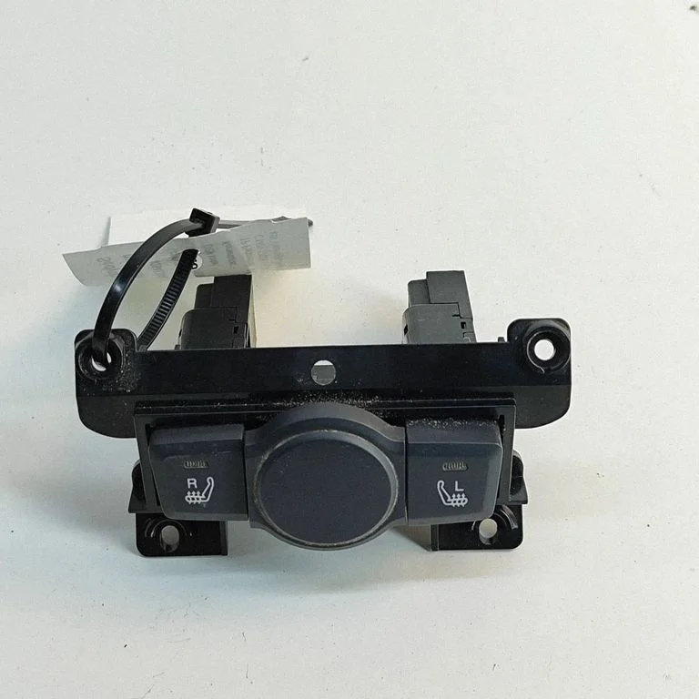Seat heating switch 202005304