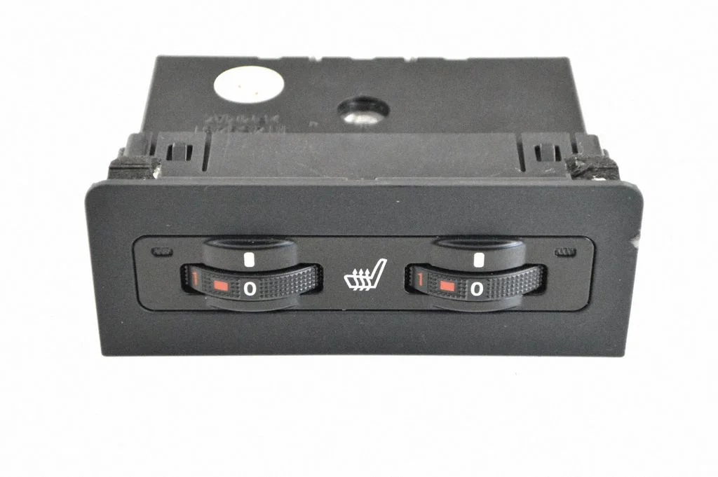 Seat heating switch – Lexus RX III (2008-2015)