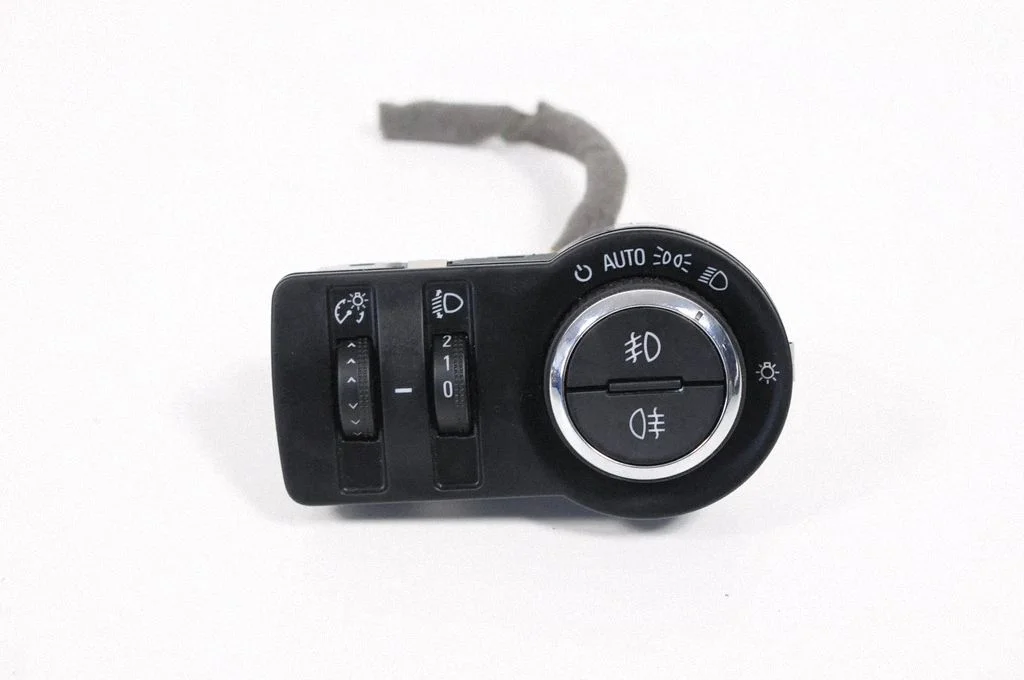 Light switch 13385636 – Opel Cascada (2013-)
