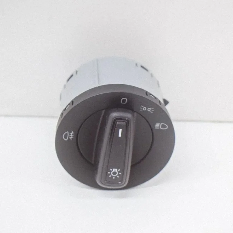 Light switch – Skoda Octavia Mk3 (5E) (2013-2019)
