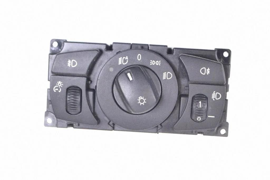 Przełącznik świateł – BMW Seria 5 E60 E61 (2004-2010)