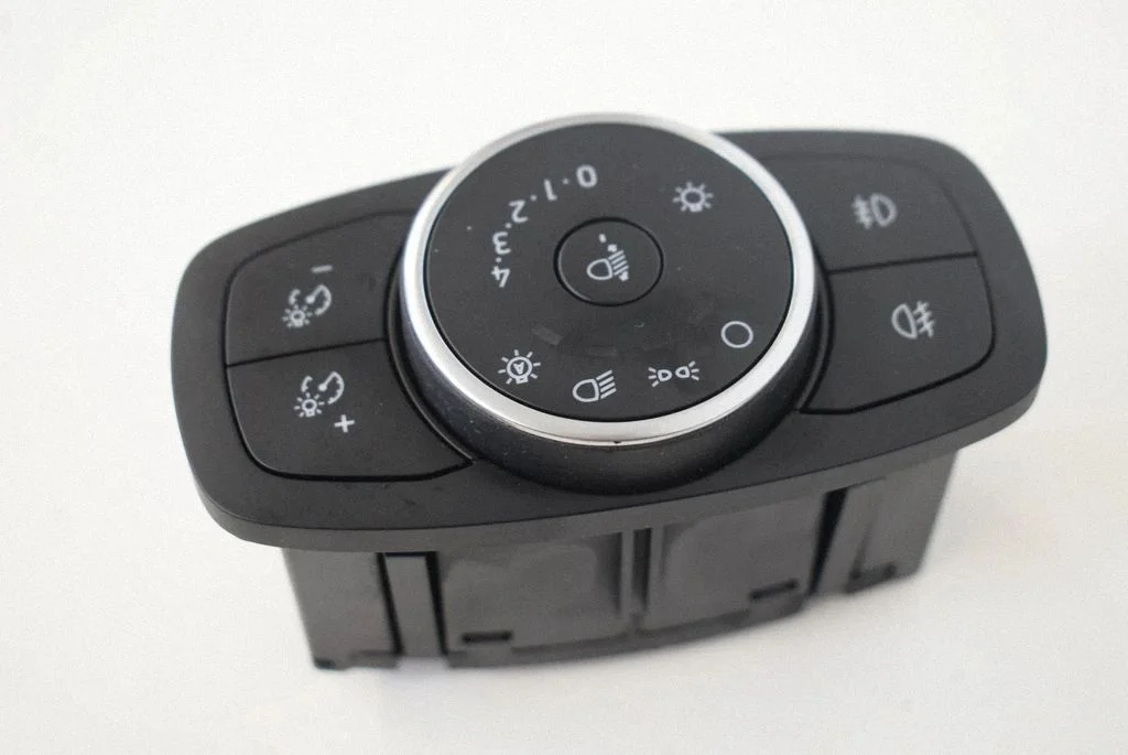 Light switch JX7T13D061LC