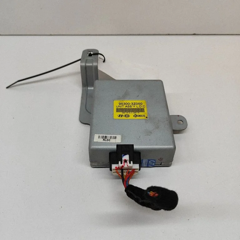 Current control relay – Hyundai i40 (2011-)