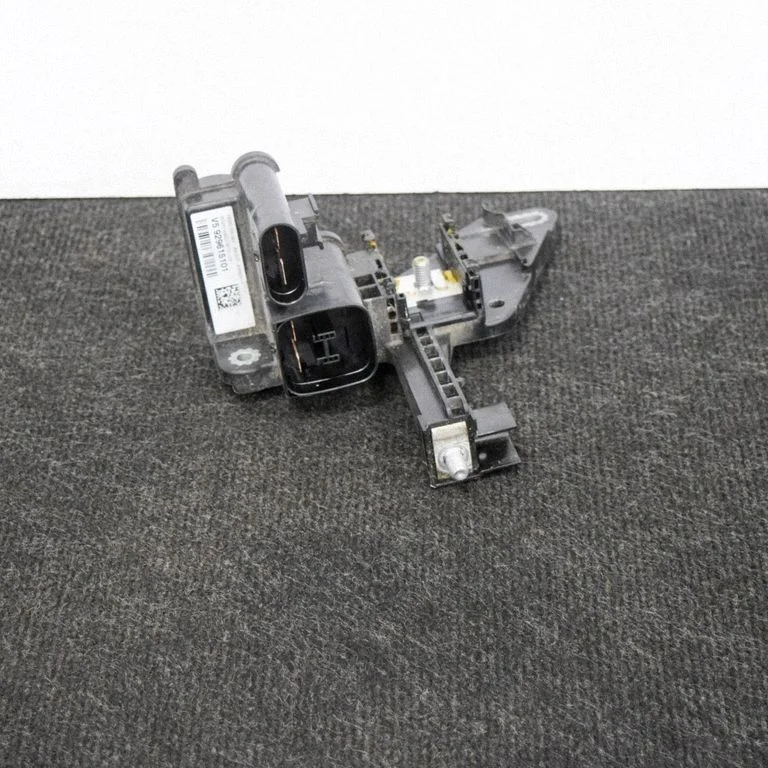 Current control relay – BMW 2 Series F22 F23 (2013-2017)
