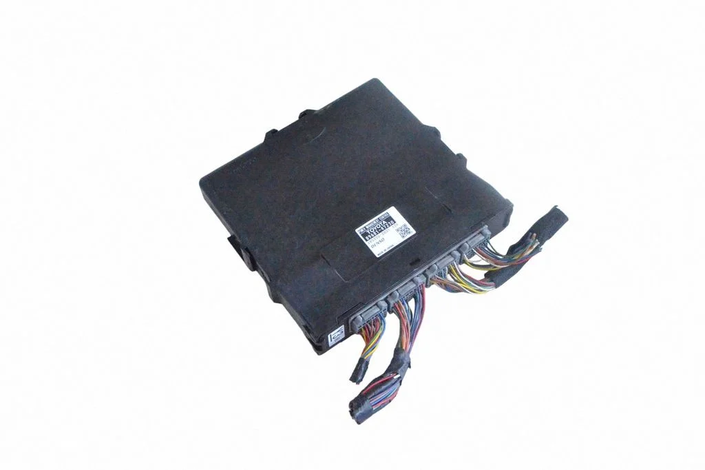 Current control relay – Toyota Prius (XW30) (2009-2015)