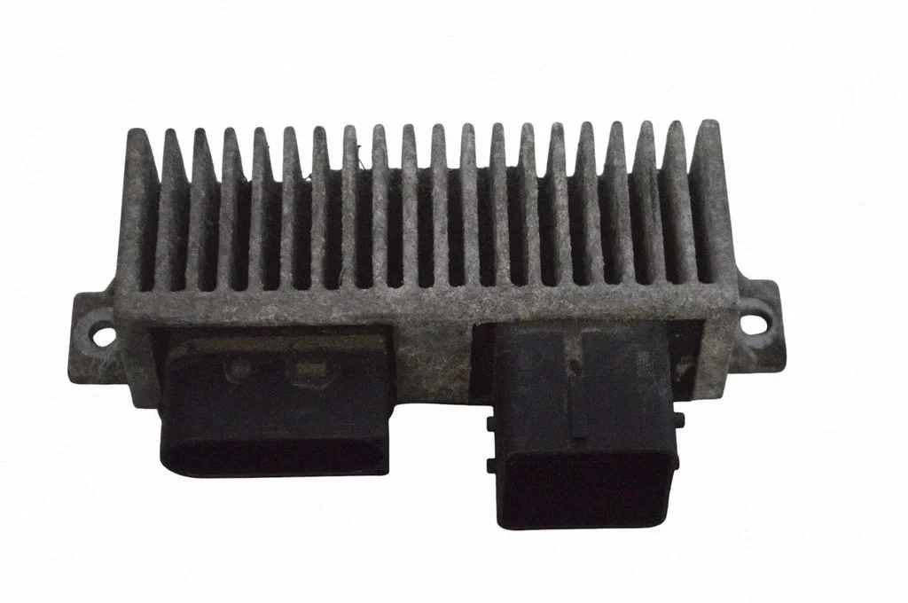 Kvēlsveču priekšuzsildes relejs 271206395R