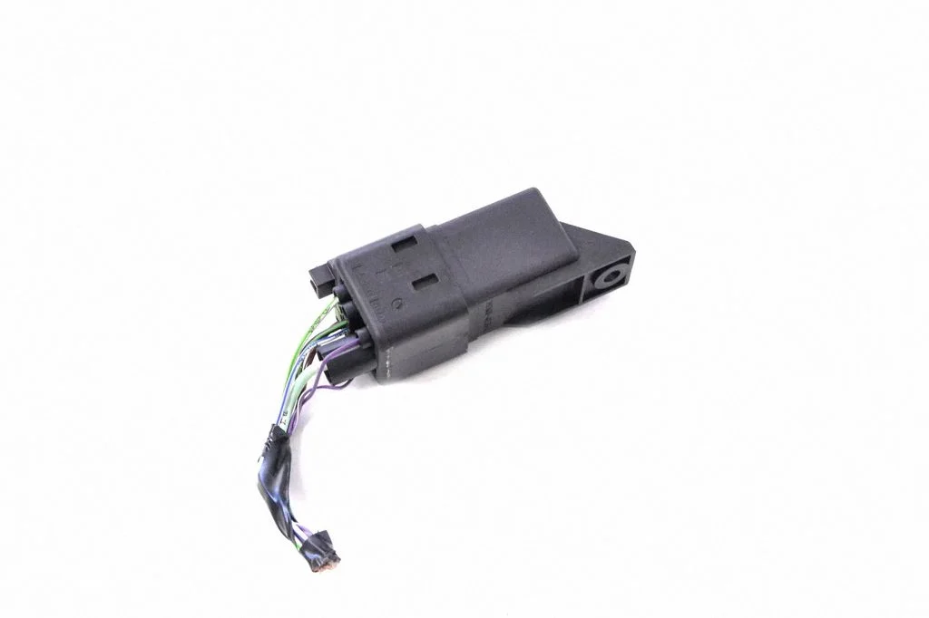 Glow plug pre-heat relay – Land Rover Discovery Sport (2014-)
