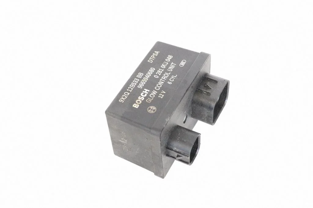 Kvēlsveču priekšuzsildes relejs 0281003048