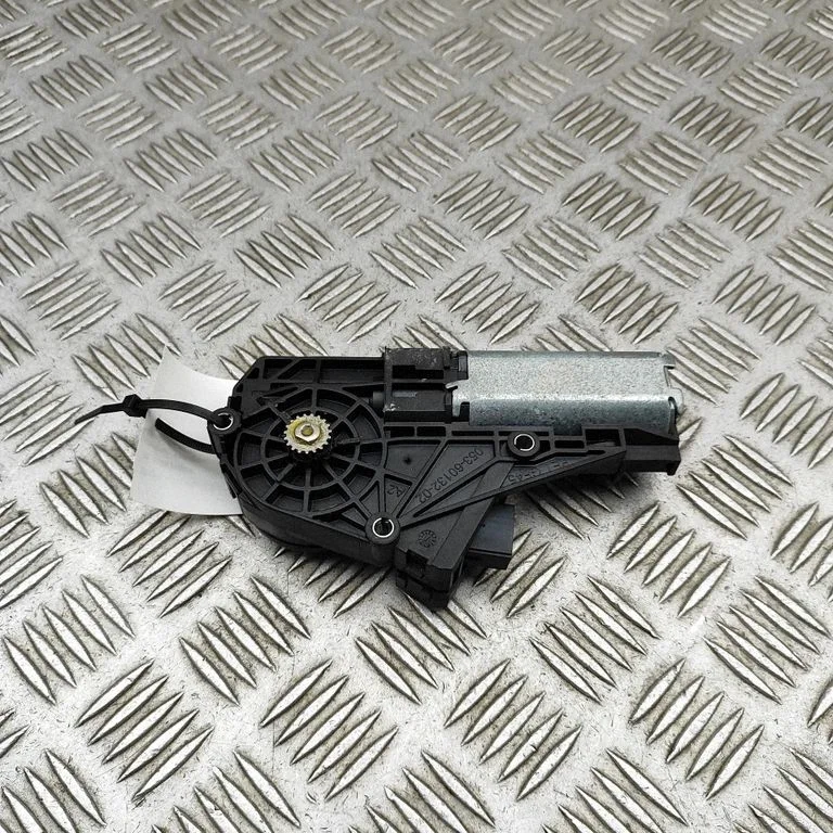 Sunroof motor/actuator 9127381