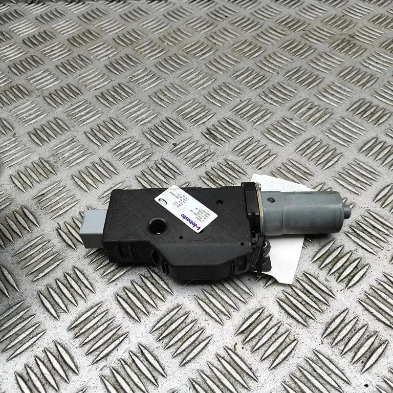 Katuseluugi mootor/ajam HY3253508DA