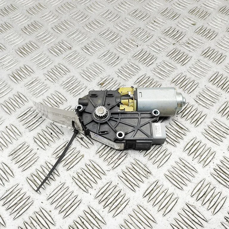 Katuseluugi mootor/ajam JPLA53508BA