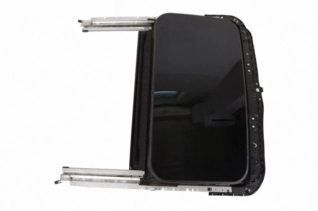 Sunroof set – Mitsubishi Outlander (2013-2021)