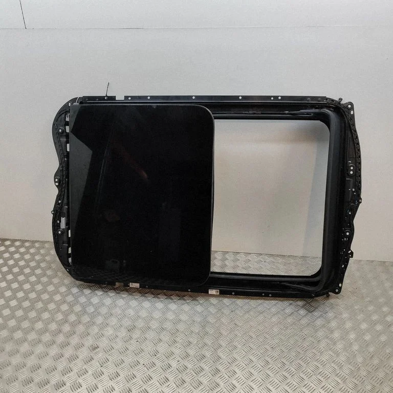 Katuseluugi komplekt – Porsche Macan (95B) (2019-)