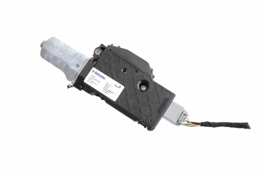 Katuseluugi mootor/ajam HY3253508AA