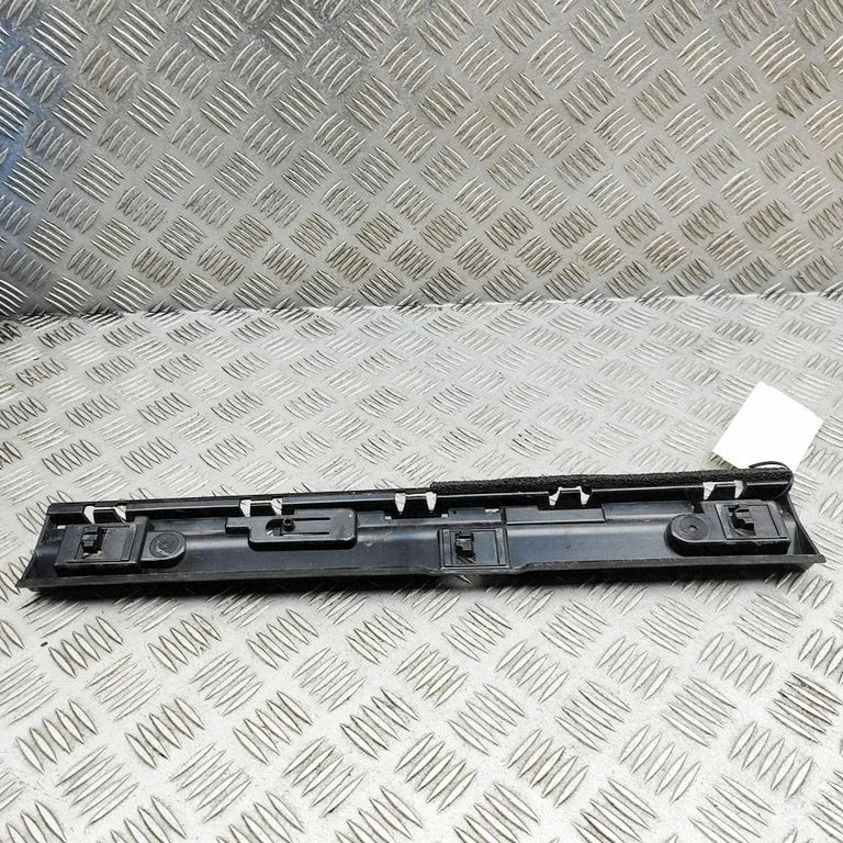 Sliekšņa pastiprinājums – BMW X1 F48 F49 (2015-2022)