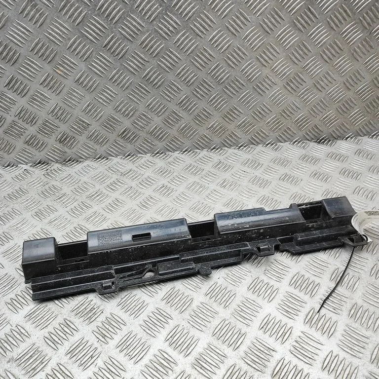 Sill supporting ledge 7256916