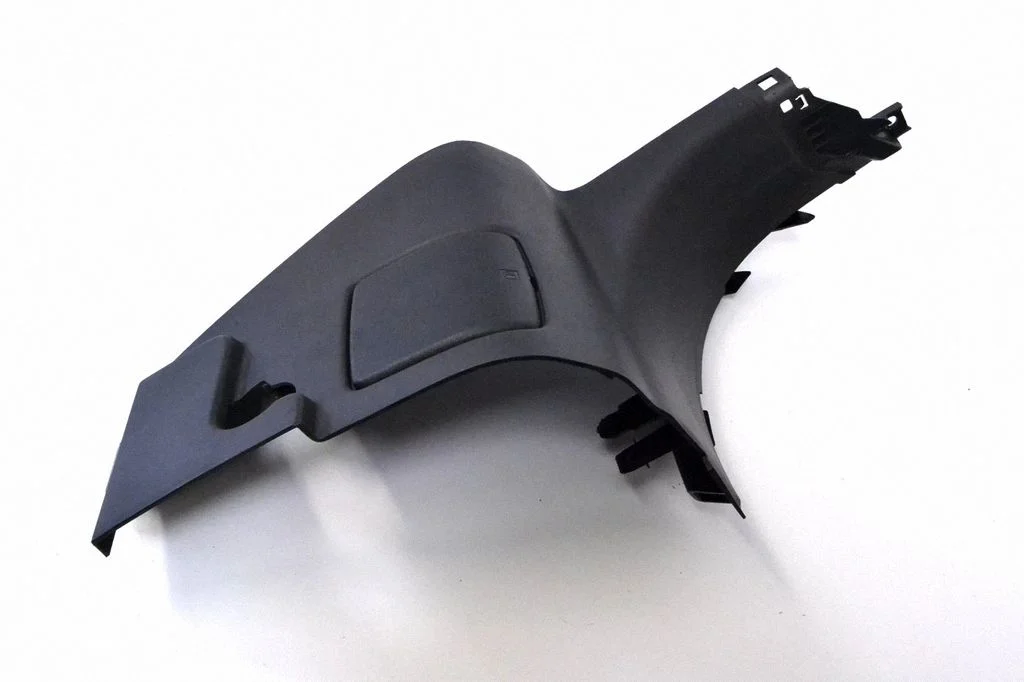 Front sill trim cover HK830243AE