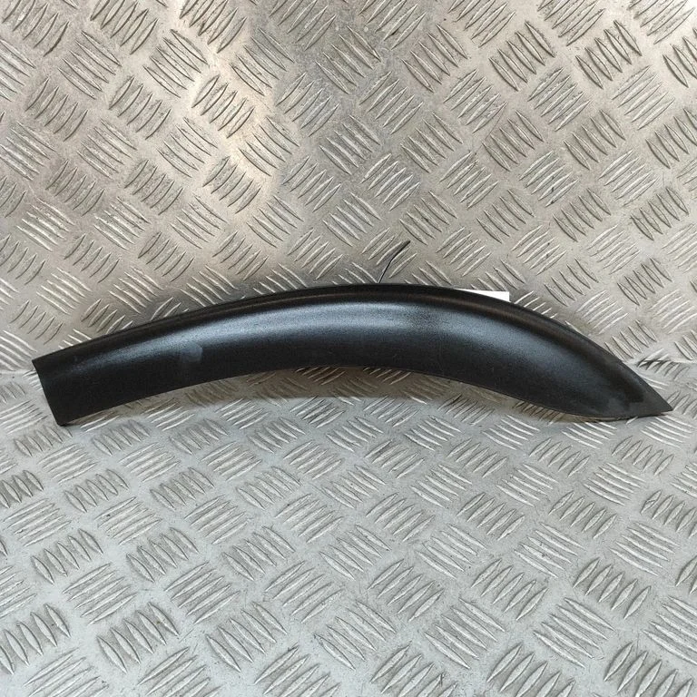 Rear arch trim 13491065