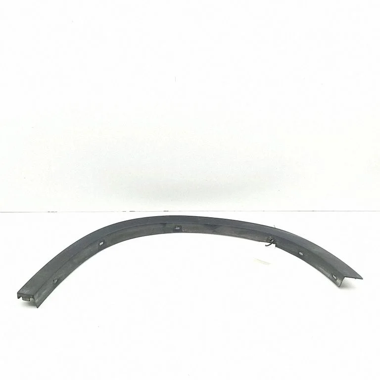 Rear arch trim 7426441