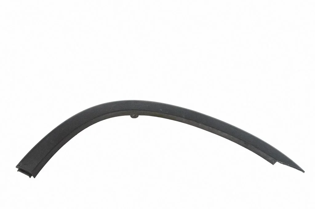 Rear arch trim – KIA Sorento (2010-2014)