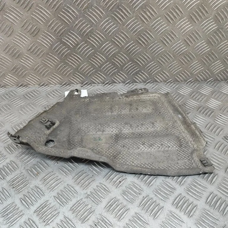 Apakšas aizsargs 9Y0825096