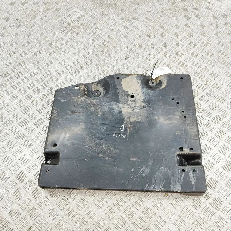 Apakšas aizsargs 42045CA021