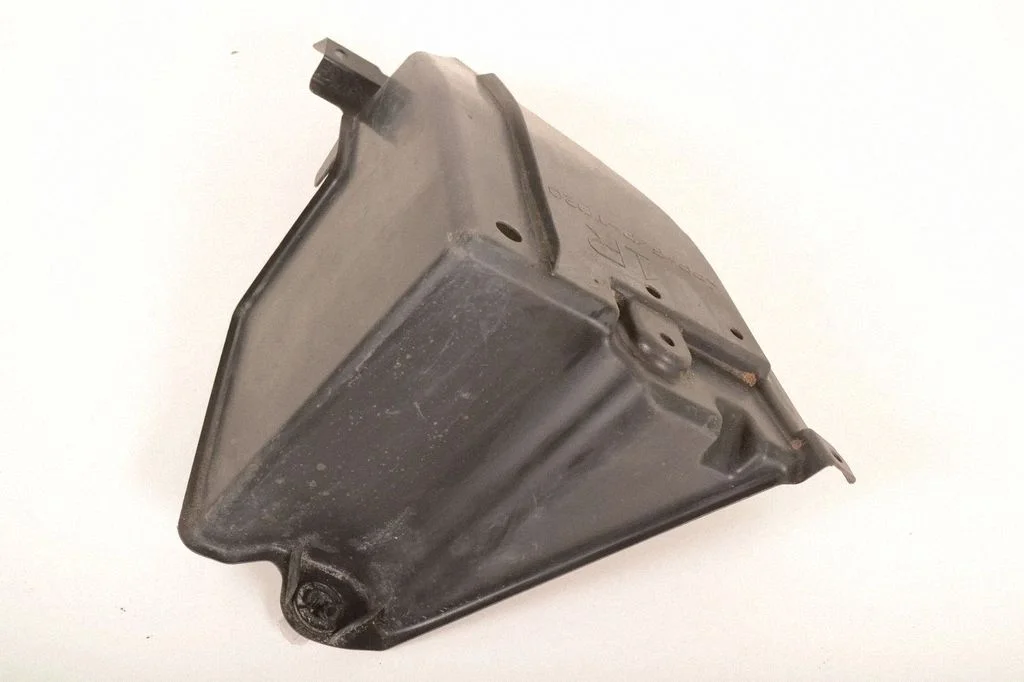 Pikapi kasti põhjakate – Toyota Prius (XW50) (2015-2023)