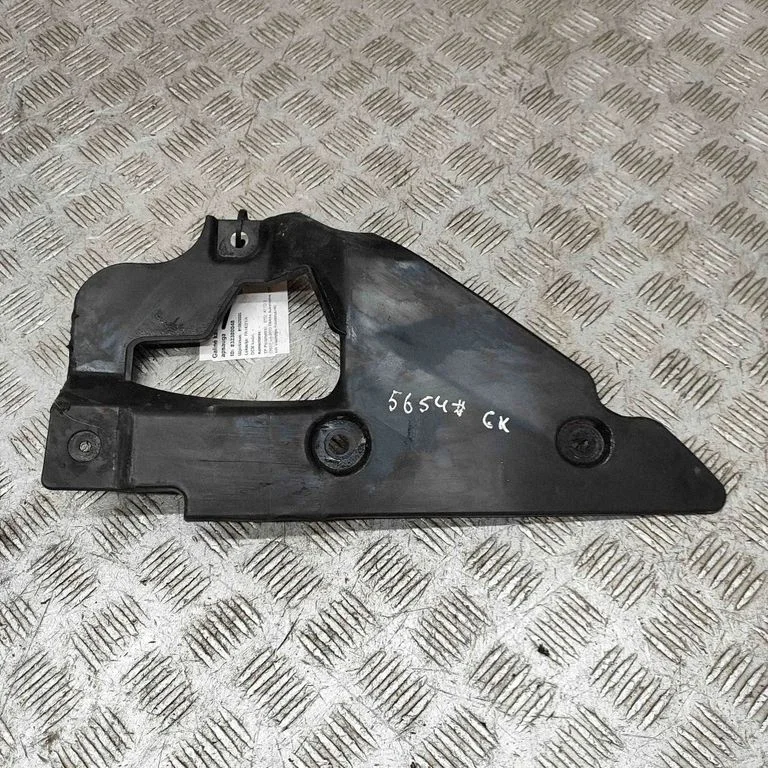 Pickup box liner SC2E3102651