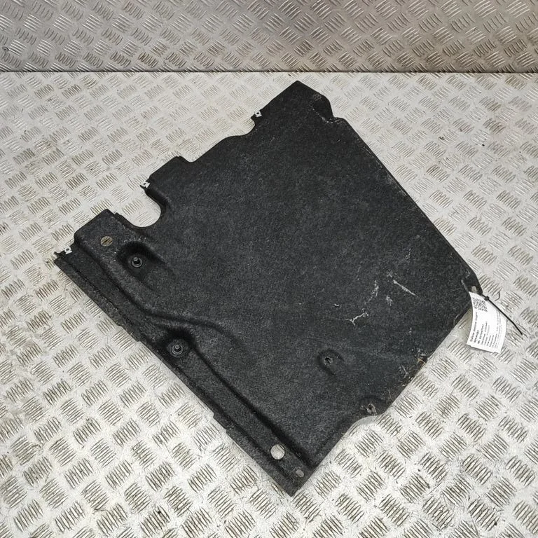 Wykładzina skrzyni ładunkowej 4K0825216