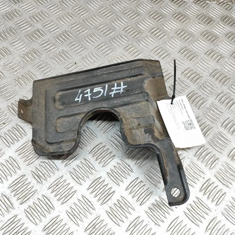 Apakšas aizsargs 63832AM600