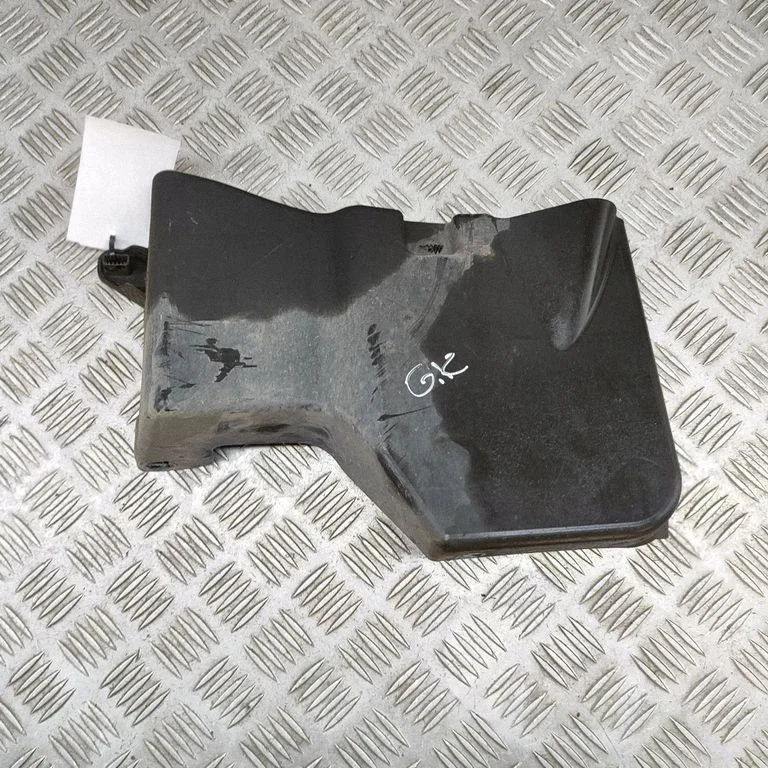 Pikapi kasti põhjakate 6821844