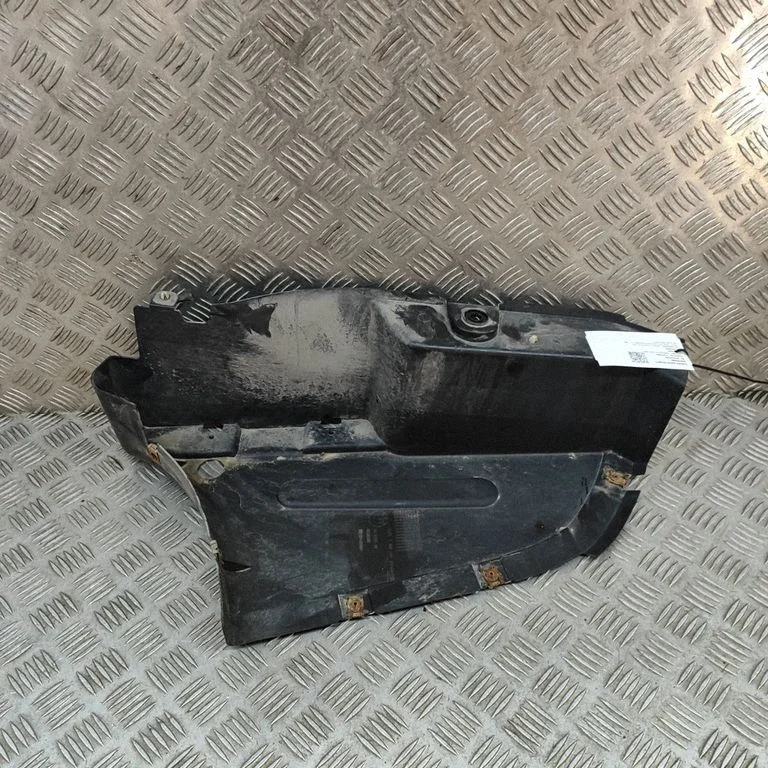 Wykładzina skrzyni ładunkowej – BMW Seria 4 F32 F33 (2013-2020)