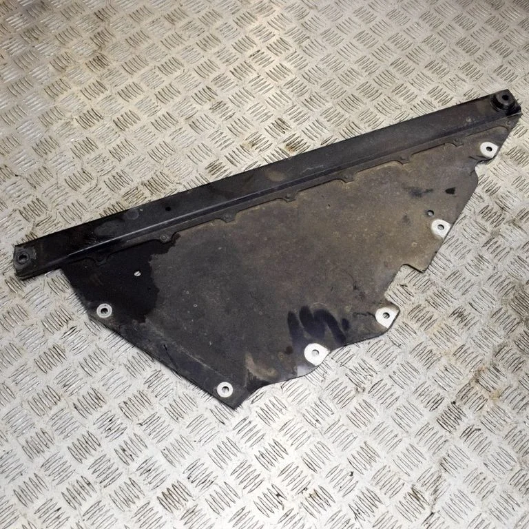 Apakšas aizsargs 6859774