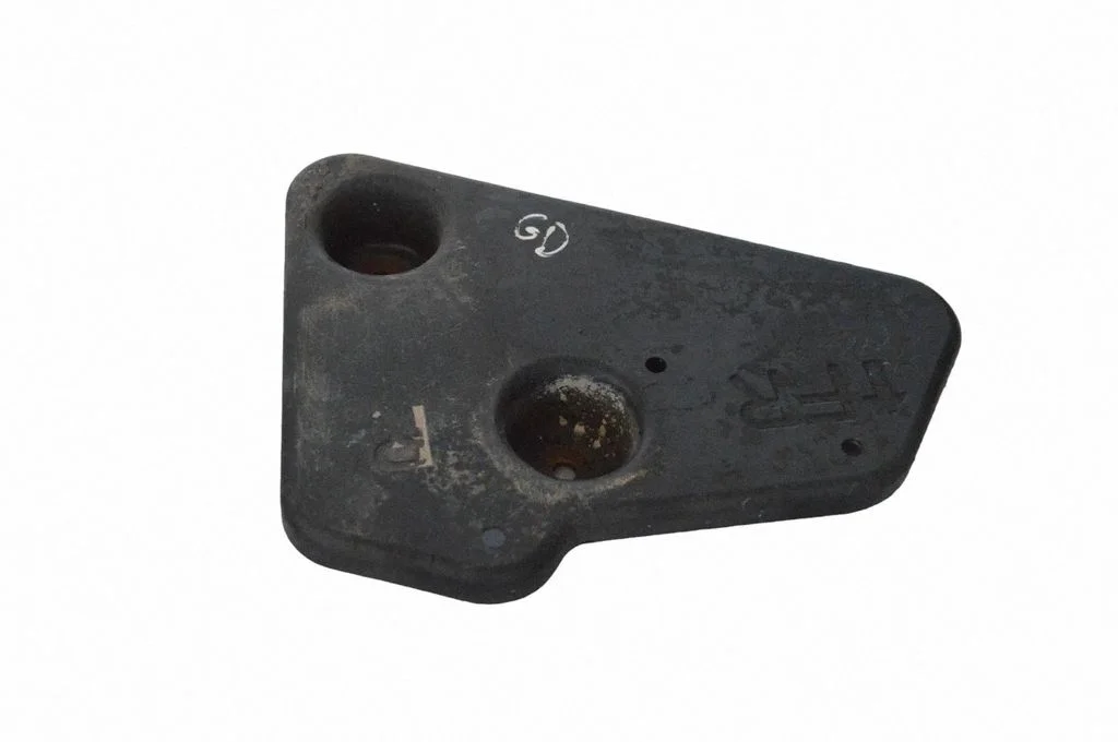 Apakšas aizsargs 748181MG0A