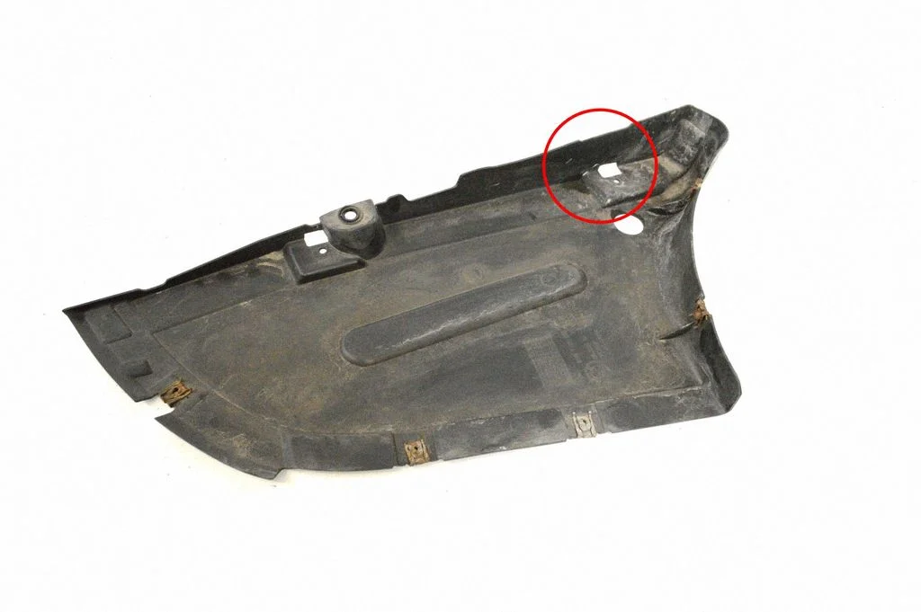 Pikapi kasti põhjakate – BMW 4-seeria F32 F33 (2013-2020)