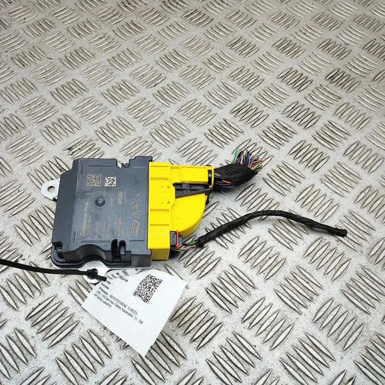 Drošības spilvenu vadības bloks A2239022837
